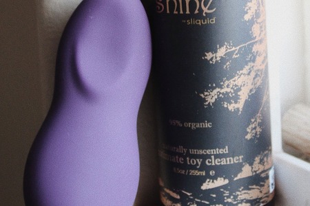 We-Vibe Touch for Solo or Couples Play - Review