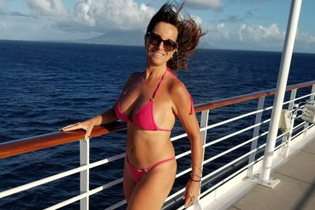 Carol in the wind – Caribbean Dreams Cruise 2017