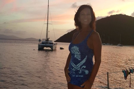 Carol sporting 'Soggy Dollar' T shirt - BVI trip 2017