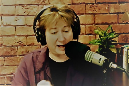Dr Toni Bear